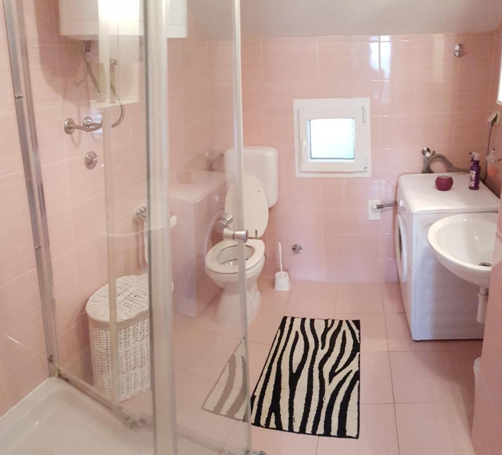 Apartman Vojaline Милна Екстериор снимка