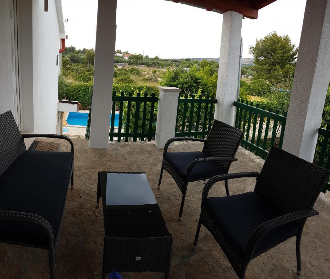 Apartman Vojaline Милна Екстериор снимка