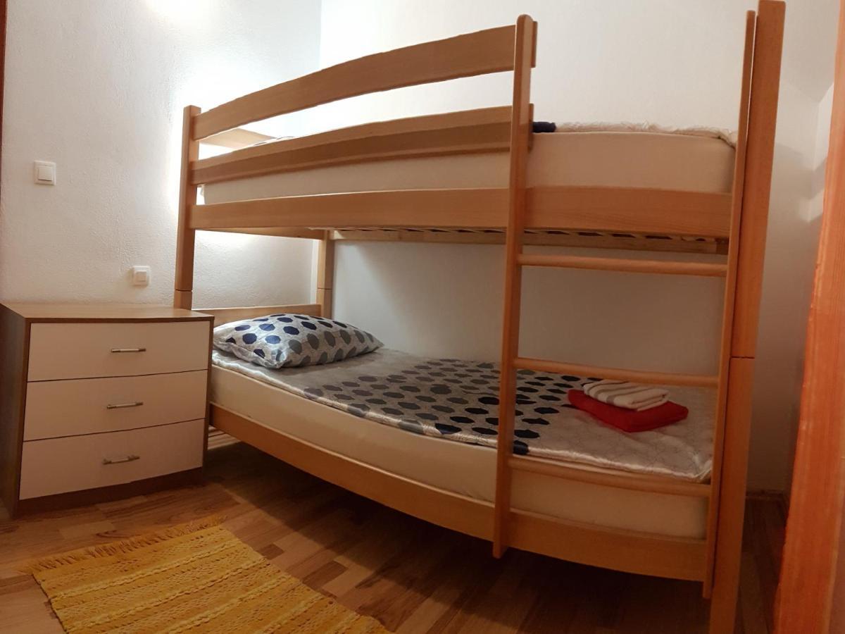 Apartman Vojaline Милна Екстериор снимка