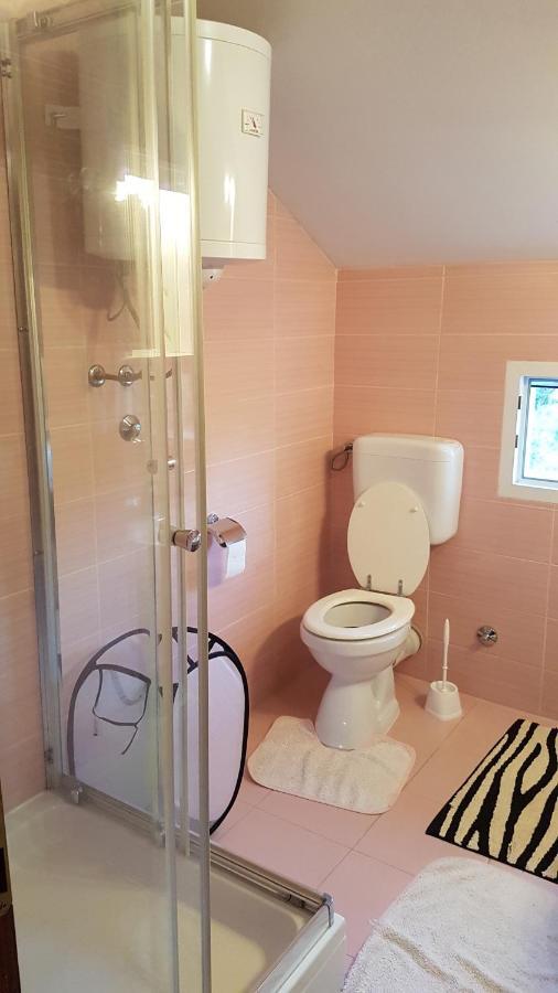 Apartman Vojaline Милна Екстериор снимка