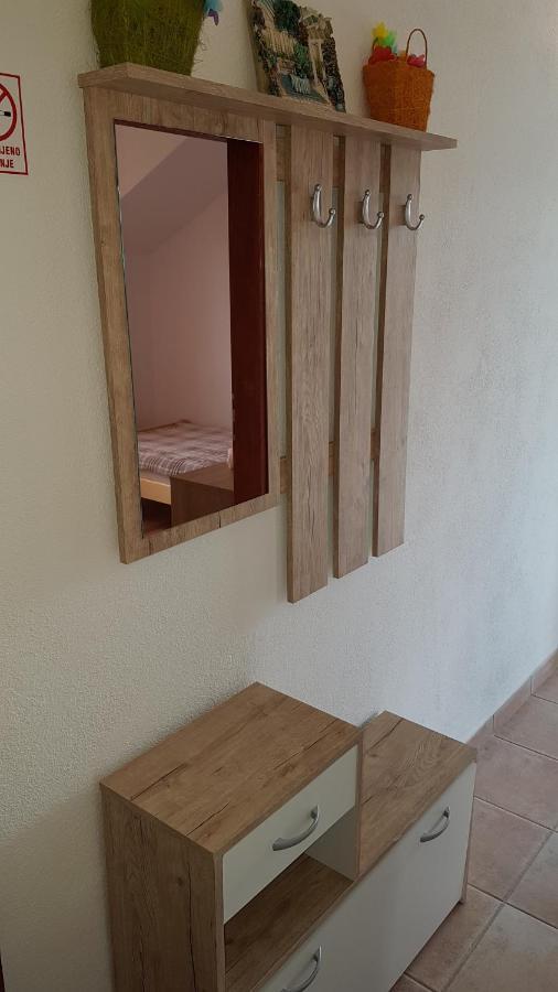 Apartman Vojaline Милна Екстериор снимка