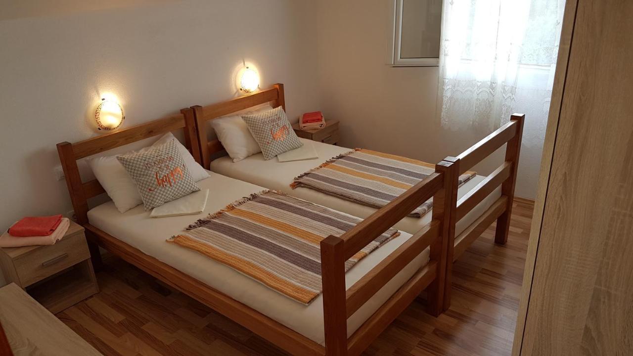 Apartman Vojaline Милна Екстериор снимка