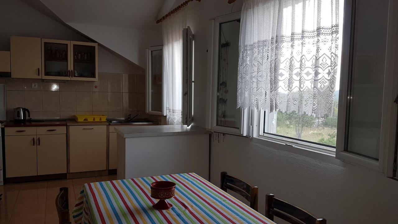 Apartman Vojaline Милна Екстериор снимка